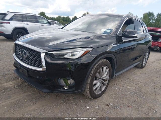 2022 INFINITI QX50 LUXE AWD 2