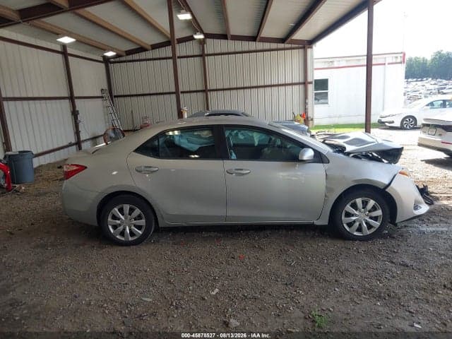 2018 TOYOTA COROLLA LE 13