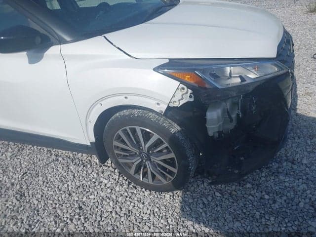 2023 NISSAN KICKS SV XTRONIC CVT 6