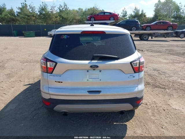 2017 FORD ESCAPE SE 16