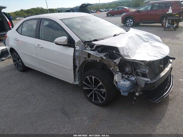 2019 TOYOTA COROLLA SE 1