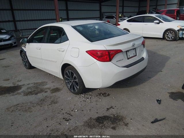 2019 TOYOTA COROLLA SE 3