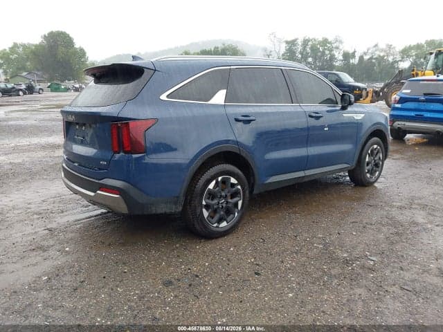 2025 KIA SORENTO S 4