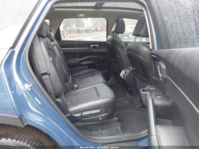 2025 KIA SORENTO S 8