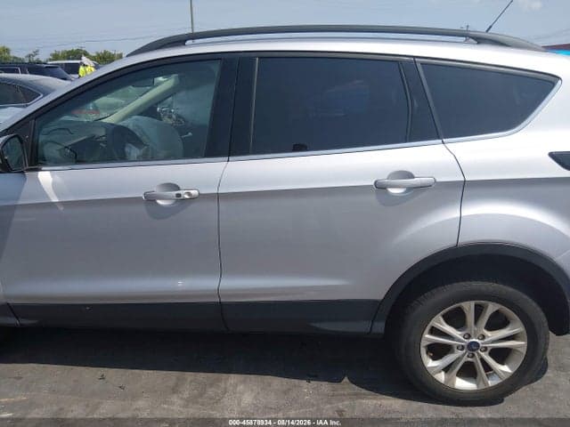 2019 FORD ESCAPE SEL 14