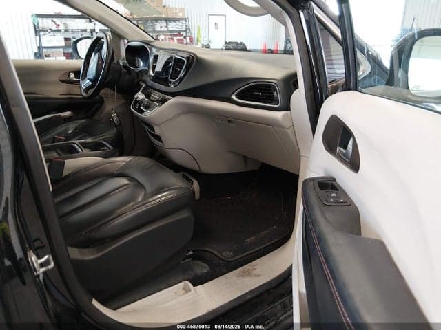2017 CHRYSLER PACIFICA TOURING-L 5