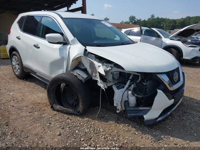 2019 NISSAN ROGUE S 1