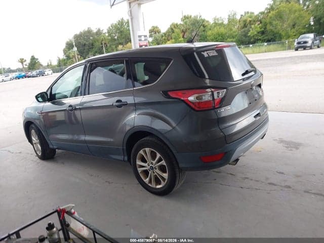 2017 FORD ESCAPE SE 3