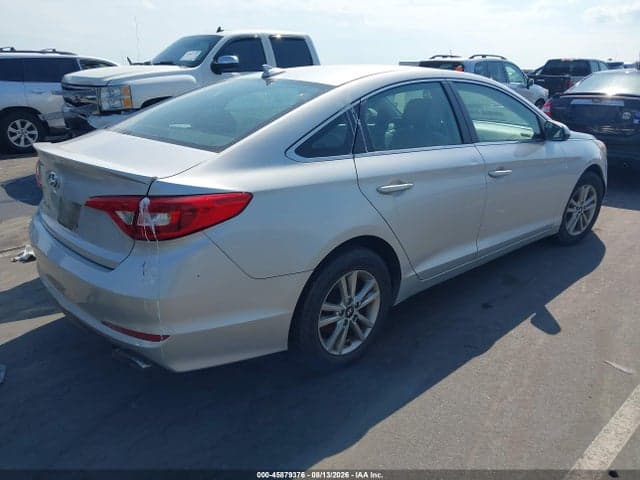2017 HYUNDAI SONATA SE 4