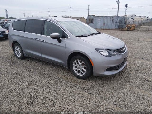2019 CHRYSLER PACIFICA LX 1