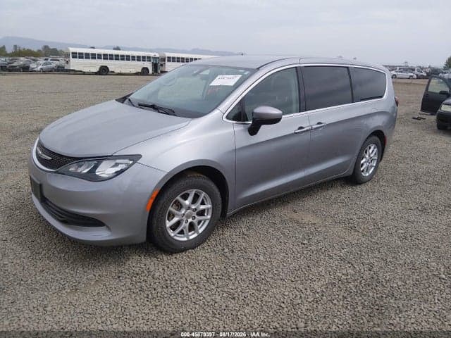 2019 CHRYSLER PACIFICA LX 2