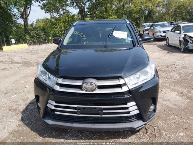 2017 TOYOTA HIGHLANDER XLE 11