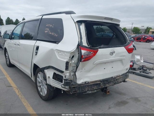 2017 TOYOTA SIENNA XLE 7 PASSENGER 6