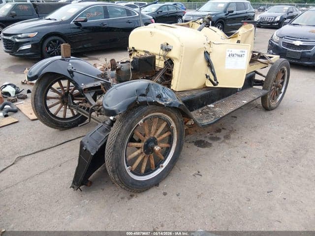 1926 FORD MODEL T 2