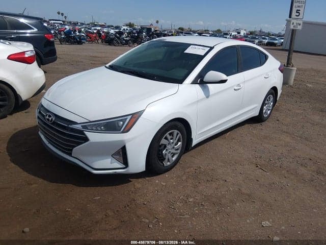2019 HYUNDAI ELANTRA SE 2