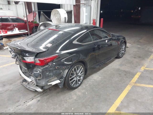 2017 LEXUS RC 200T 4