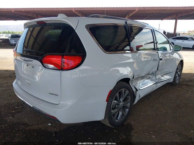 2018 CHRYSLER PACIFICA LIMITED 4