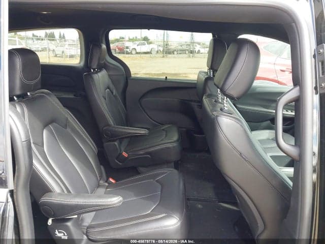 2026 CHRYSLER PACIFICA SELECT 8