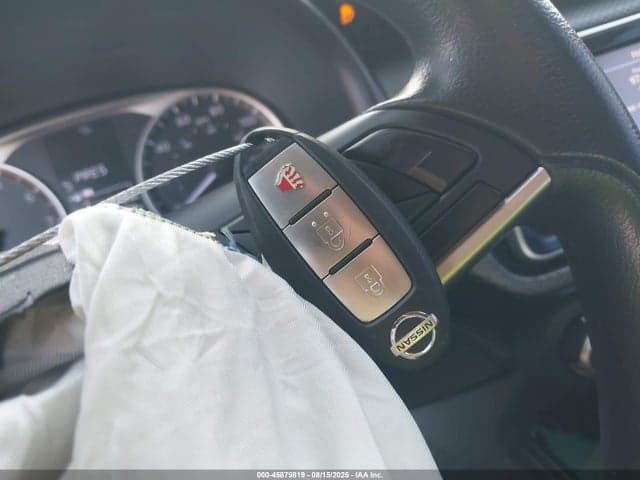 2019 NISSAN KICKS S 11
