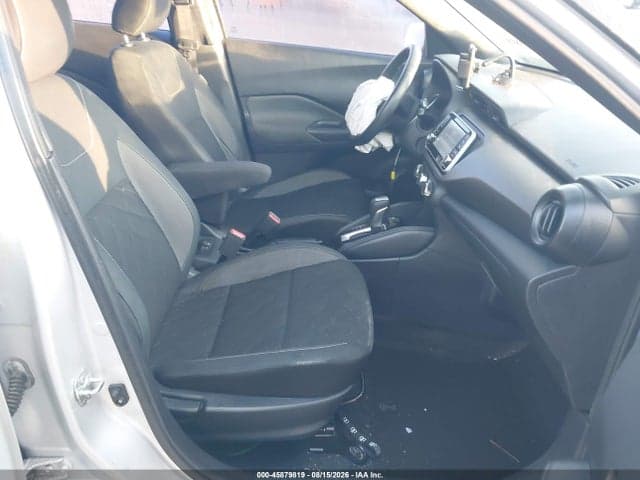 2019 NISSAN KICKS S 5