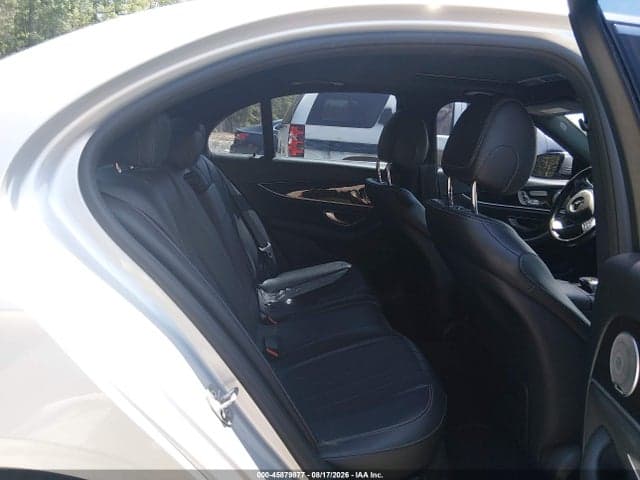 2017 MERCEDES-BENZ E 300 4MATIC 8