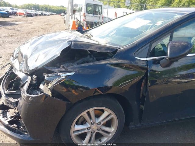 2017 CHEVROLET CRUZE LT AUTO 6