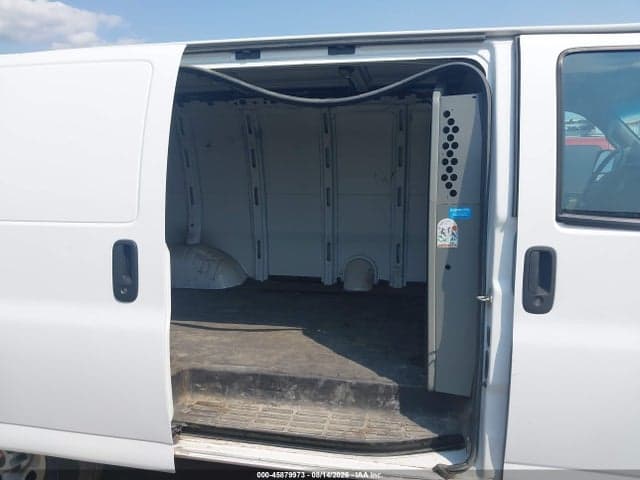 2023 GMC SAVANA CARGO RWD 2500 REGULAR WHEELBASE WORK VAN 8