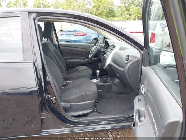 2019 NISSAN VERSA 1.6 SV 5