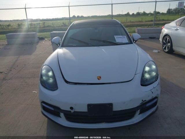 2019 PORSCHE PANAMERA 4 12