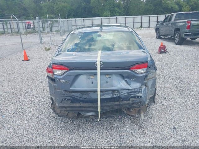 2021 TOYOTA COROLLA LE 17