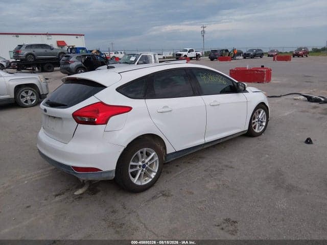2017 FORD FOCUS SE 4