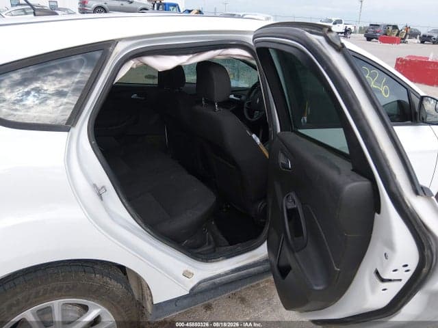 2017 FORD FOCUS SE 8