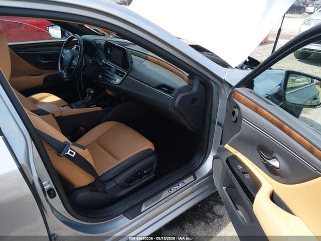 2024 LEXUS ES 300H 5