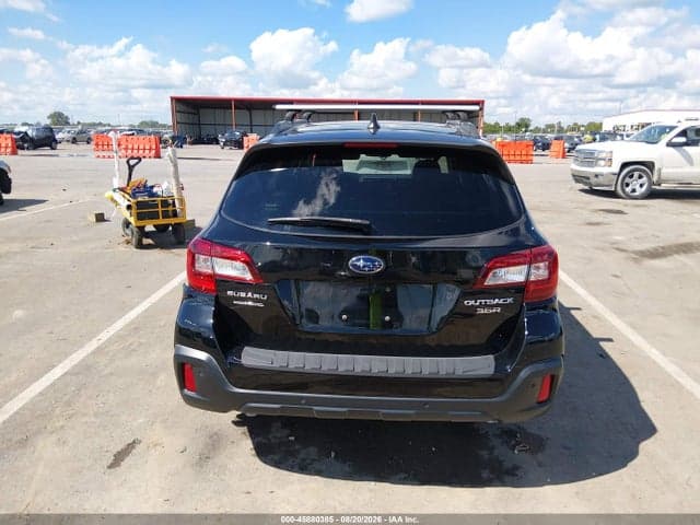 2018 SUBARU OUTBACK 3.6R TOURING 16