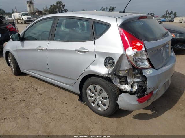 2017 HYUNDAI ACCENT SE 4