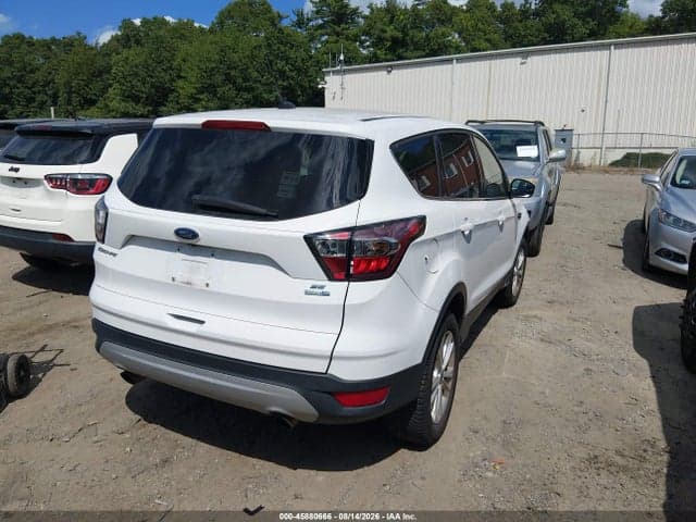 2017 FORD ESCAPE SE 4