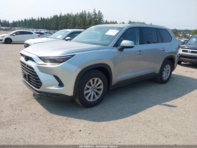2025 TOYOTA GRAND HIGHLANDER XLE 2