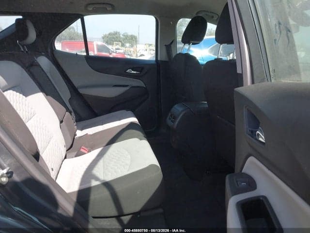2019 CHEVROLET EQUINOX LS 8