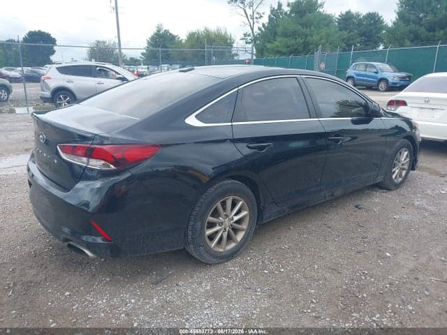 2018 HYUNDAI SONATA SE 4