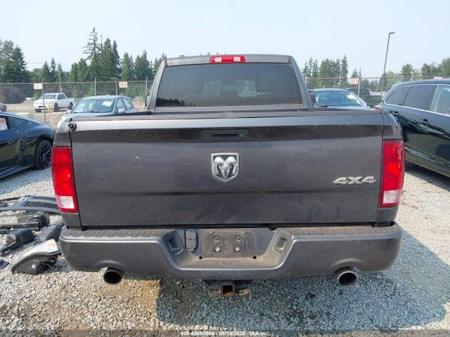 2017 RAM 1500 EXPRESS 4X4 6'4 BOX 17