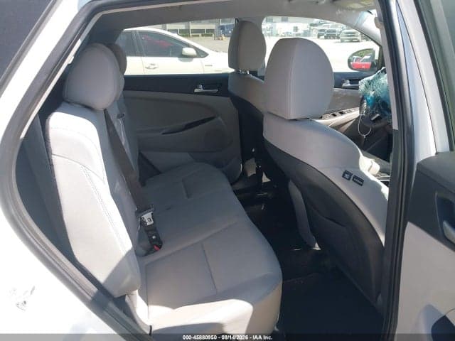 2020 HYUNDAI TUCSON VALUE 8