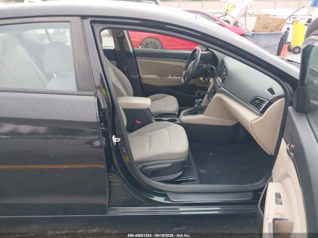 2018 HYUNDAI ELANTRA SEL 5