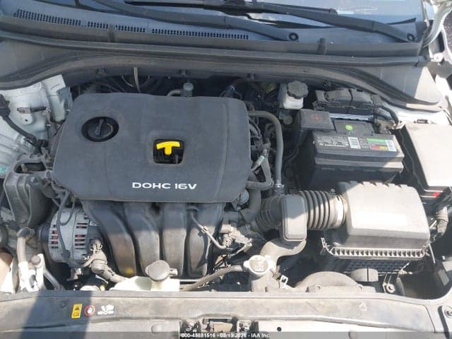 2017 HYUNDAI ELANTRA SE 10