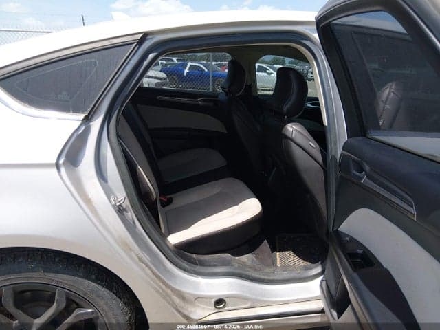 2019 FORD FUSION SE 8