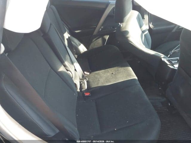 2017 TOYOTA RAV4 LE 8