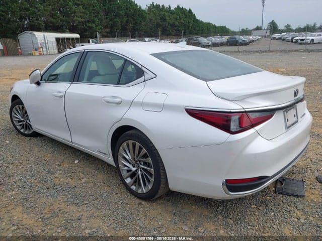 2022 LEXUS ES 300H LUXURY 3