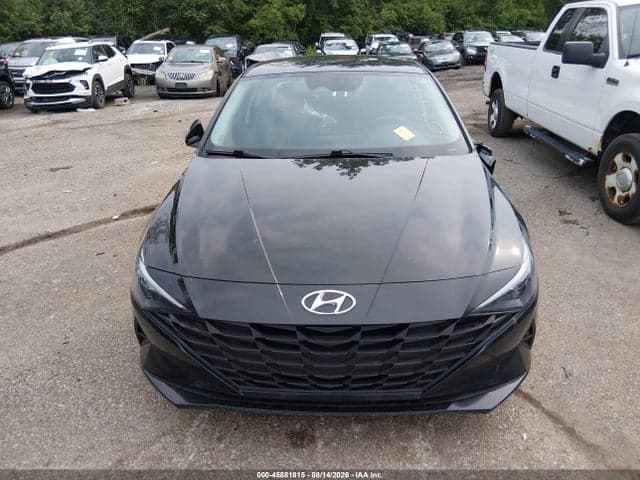 2021 HYUNDAI ELANTRA SE 13