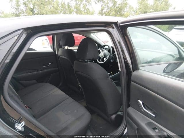 2021 HYUNDAI ELANTRA SE 8