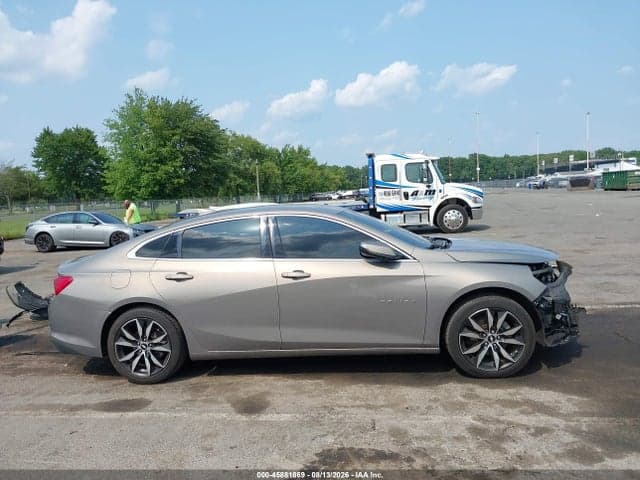 2017 CHEVROLET MALIBU 1LT 13