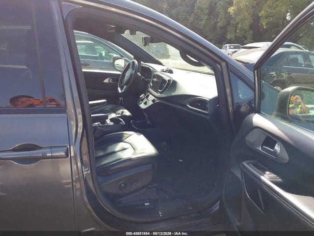 2018 CHRYSLER PACIFICA TOURING L 5
